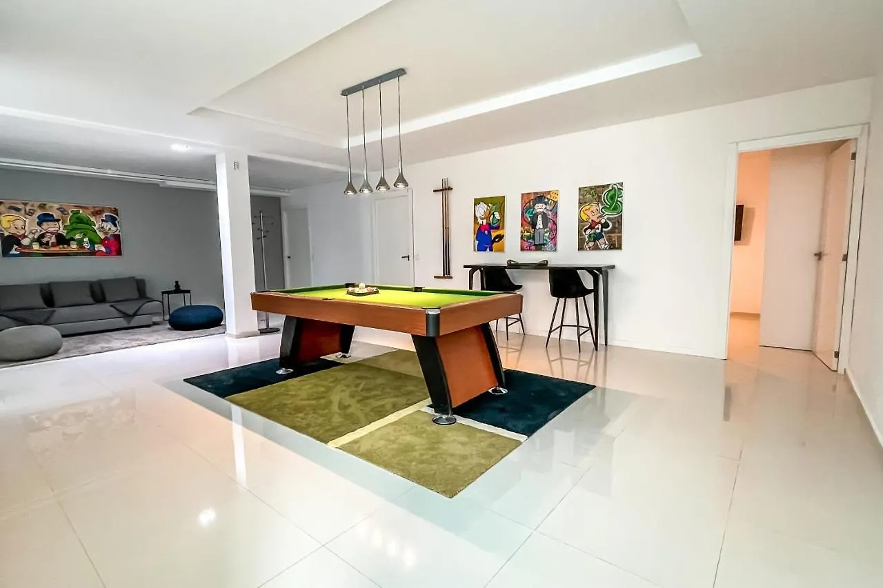 All About Villa Azur Marbella 0*,  Hiszpania
